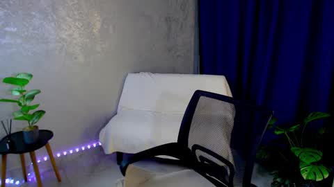 Arlana online show from 11/20/25, 05:07