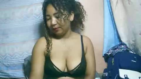 Arlinah9794 online show from 03/18/26, 06:38