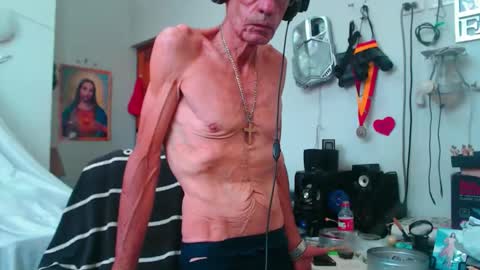 armaduradeacero online show from 11/17/25, 06:35