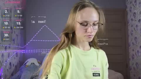 armurra online show from 09/25/25, 04:43