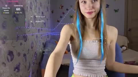 armurra online show from 11/10/25, 01:10