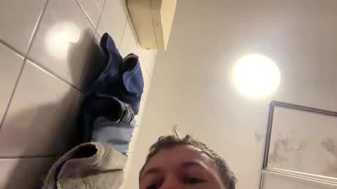 armyskater32 online show from 11/16/25, 09:26