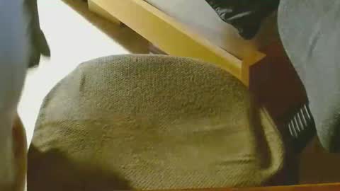 Snapshot of arnie12 chatting on 10/04/25, 11:03 Arnie online show from 10/04/25, 11:03