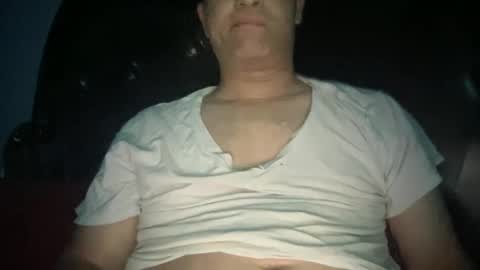 Snapshot of arnie774u chatting on 09/10/25, 02:33 arnie774u online show from 09/10/25, 02:33