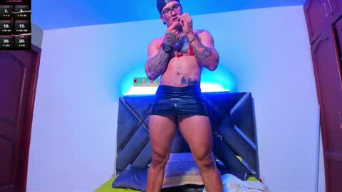 arnold sexy hot98 online show from 10/24/25, 04:25