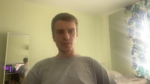 Snapshot of arnolngang chatting on 08/04/26, 12:30 arnolngang online show from 08/04/26, 12:30