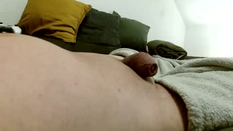 Snapshot of arok73 chatting on 12/08/24, 02:39 Arok online show from 12/08/24, 02:39