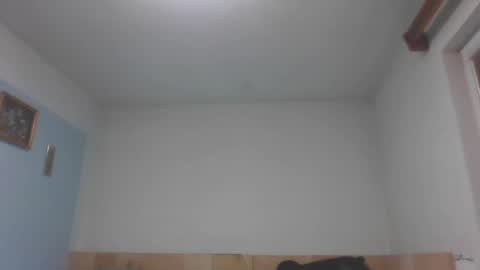 Snapshot of aromannn chatting on 12/19/24, 05:08 aromannn online show from 12/19/24, 05:08