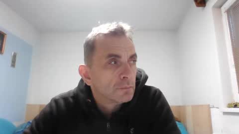 Snapshot of aromannn chatting on 12/29/24, 02:52 aromannn online show from 12/29/24, 02:52