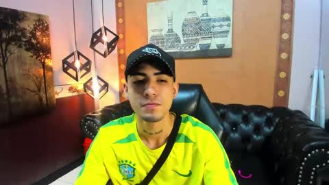 Snapshot of aromercury chatting on 11/17/25, 05:19 ARON online show from 11/17/25, 05:19