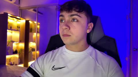 aron__cooper online show from 09/22/25, 12:01