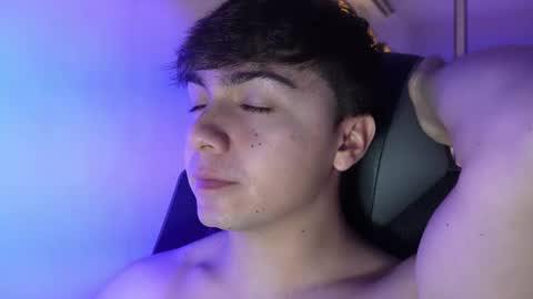 aron__cooper online show from 10/10/25, 02:43