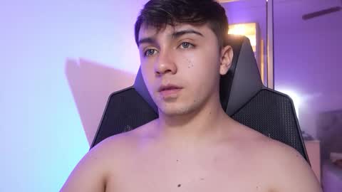 aron__cooper online show from 11/12/25, 01:22