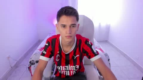 Aaron online show from 09/19/25, 07:14