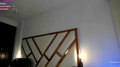 Aron cruz  online show from 06/22/26, 01:30
