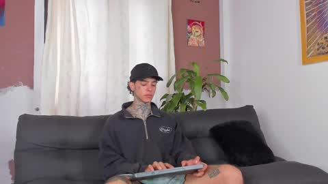 Snapshot of aron_ford chatting on 10/03/25, 01:19 Aron ford online show from 10/03/25, 01:19