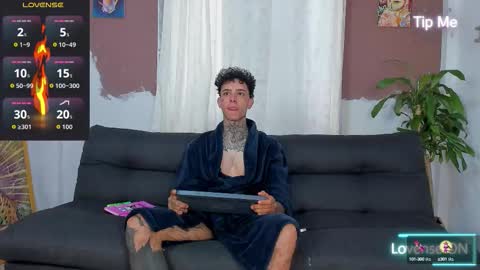 Snapshot of aron_ford chatting on 10/14/25, 12:28 Aron ford online show from 10/14/25, 12:28