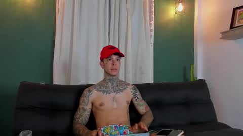 Snapshot of aron_ford chatting on 11/03/25, 11:11 Aron ford online show from 11/03/25, 11:11