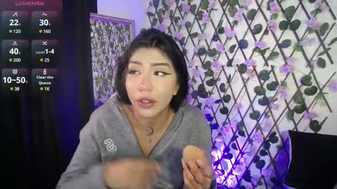 Snapshot of aron_gomez chatting on 03/04/25, 05:00 aron online show from 03/04/25, 05:00