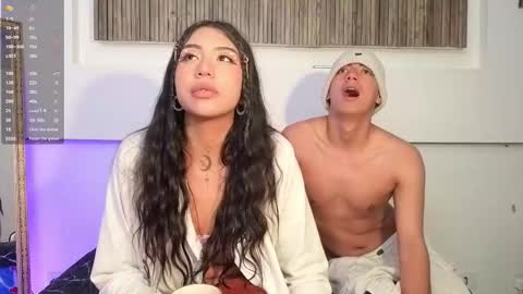 Snapshot of aron_gomez chatting on 10/24/25, 05:59 aron online show from 10/24/25, 05:59