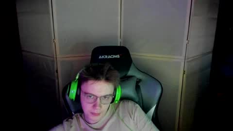 biggest penis  online show from 02/13/25, 08:34