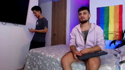 Aron Santoro online show from 06/18/26, 10:58