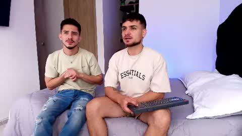 Aron Santoro online show from 07/08/26, 03:16