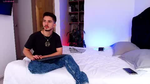 Aron Santoro online show from 07/20/26, 03:58