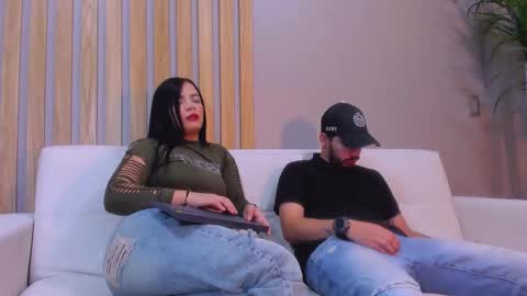 Aron and Luna online show from 10/18/25, 03:24