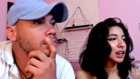 Snapshot of aronandmoli chatting on 06/11/26, 12:32 aronandmoli online show from 06/11/26, 12:32
