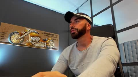 AronGrant online show from 09/19/25, 09:54