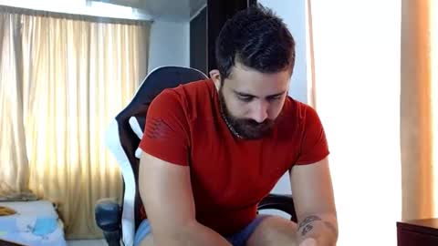 aronmiller online show from 10/25/25, 06:02