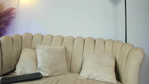   online show from 10/30/25, 10:10