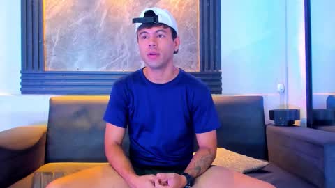 Aroon   online show from 11/28/25, 11:57