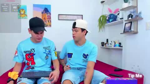 Aroon   online show from 07/09/26, 01:20