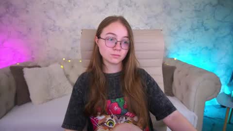 arrinawair online show from 06/12/26, 07:40