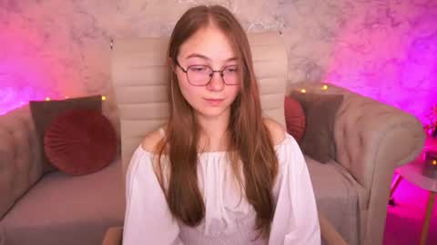 arrinawair online show from 06/22/26, 07:27