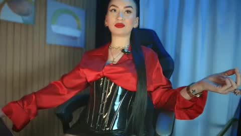 Snapshot of arrkabella chatting on 11/07/25, 05:46 online show from 11/07/25, 05:46