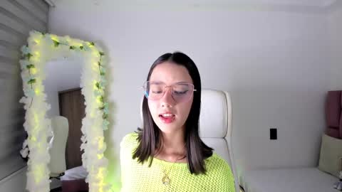 Lia Rose online show from 02/16/25, 01:58