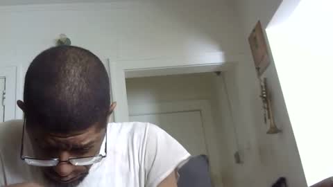 Snapshot of arteblazze chatting on 02/20/25, 08:03 Arteblazze not daddy boy bitch or nigga online show from 02/20/25, 08:03