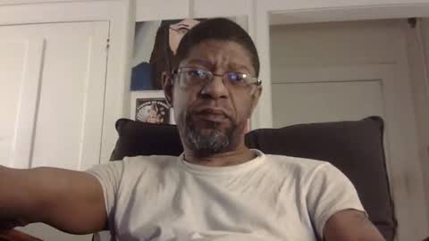 Snapshot of arteblazze chatting on 02/21/25, 12:38 Arteblazze not daddy boy bitch or nigga online show from 02/21/25, 12:38