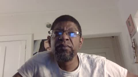 Snapshot of arteblazze chatting on 02/23/25, 05:34 Arteblazze not daddy boy bitch or nigga online show from 02/23/25, 05:34