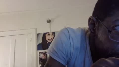 Snapshot of arteblazze chatting on 02/27/25, 01:59 Arteblazze not daddy boy bitch or nigga online show from 02/27/25, 01:59