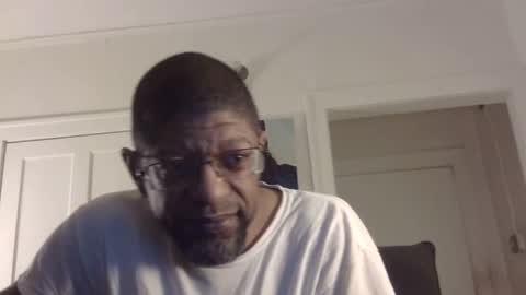 Snapshot of arteblazze chatting on 03/07/25, 12:04 Arteblazze not daddy boy bitch or nigga online show from 03/07/25, 12:04