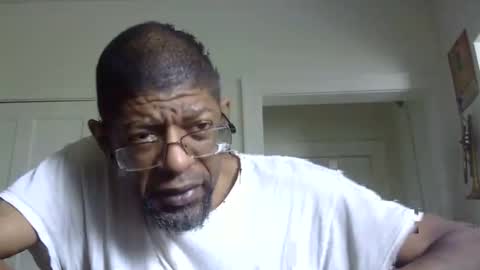 Snapshot of arteblazze chatting on 03/07/25, 05:06 Arteblazze not daddy boy bitch or nigga online show from 03/07/25, 05:06