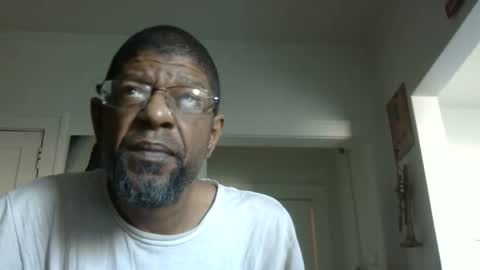 Snapshot of arteblazze chatting on 03/09/25, 01:59 Arteblazze not daddy boy bitch or nigga online show from 03/09/25, 01:59