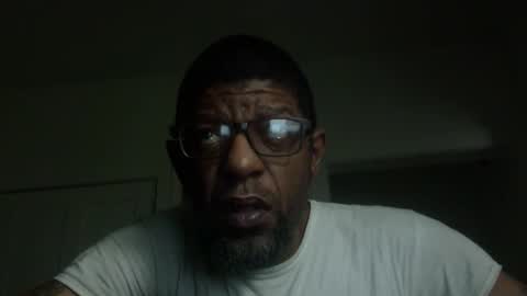 Snapshot of arteblazze chatting on 09/13/25, 12:38 Arteblazze not daddy boy bitch or nigga online show from 09/13/25, 12:38