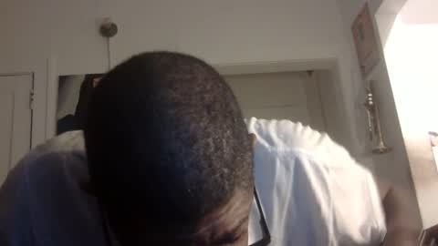 Snapshot of arteblazze chatting on 09/21/25, 02:13 Arteblazze not daddy boy bitch or nigga online show from 09/21/25, 02:13