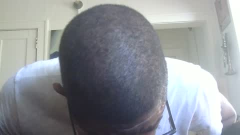 Snapshot of arteblazze chatting on 10/06/25, 10:07 Arteblazze not daddy boy bitch or nigga online show from 10/06/25, 10:07