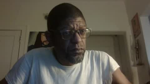 Snapshot of arteblazze chatting on 10/07/25, 12:35 Arteblazze not daddy boy bitch or nigga online show from 10/07/25, 12:35